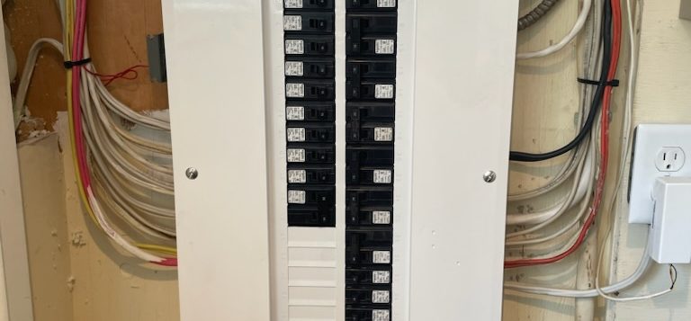 Électricien à Longueuil