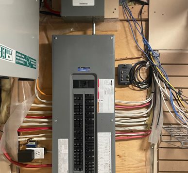 Électricien à Longueuil